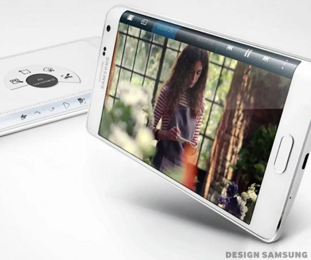 说出来你可能不信，曲面屏的诞生只是为了贴合臀部。