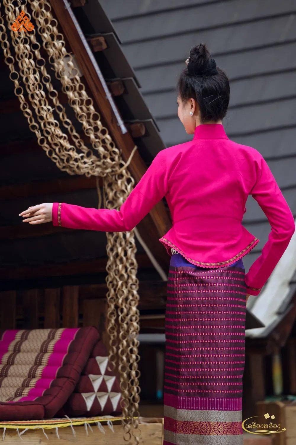 发布【4】|喜爱传统傣族服装古色古香的韵味～_禁忌_西双版纳_衣服