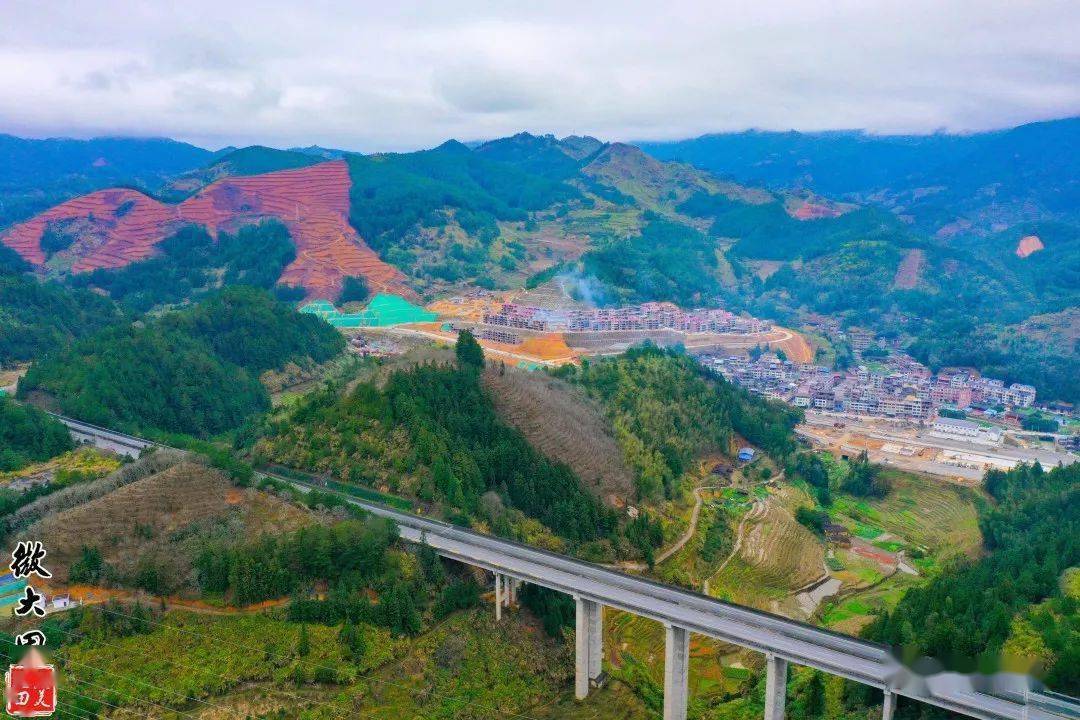 每年正月初八,福建省大田县石牌镇小湖村都会举行隆重的祭祀仪式,祭祀