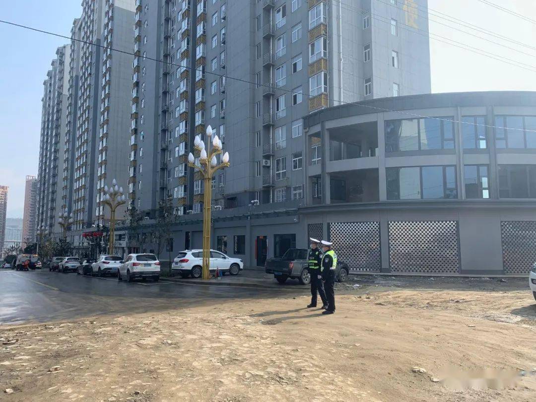 汉阴县公安局交通管理大队将城区交通流量大,易发生堵塞的道路:北城街
