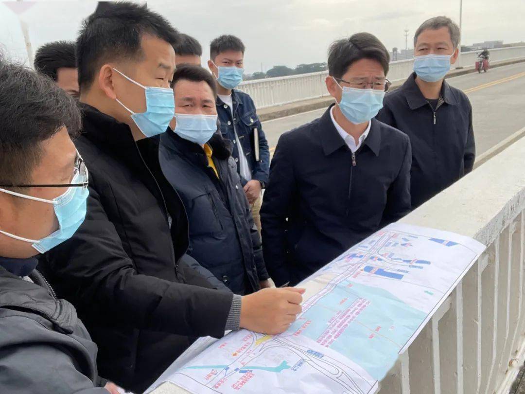 邱志彪率队到园洲调研石洲大桥改建工程