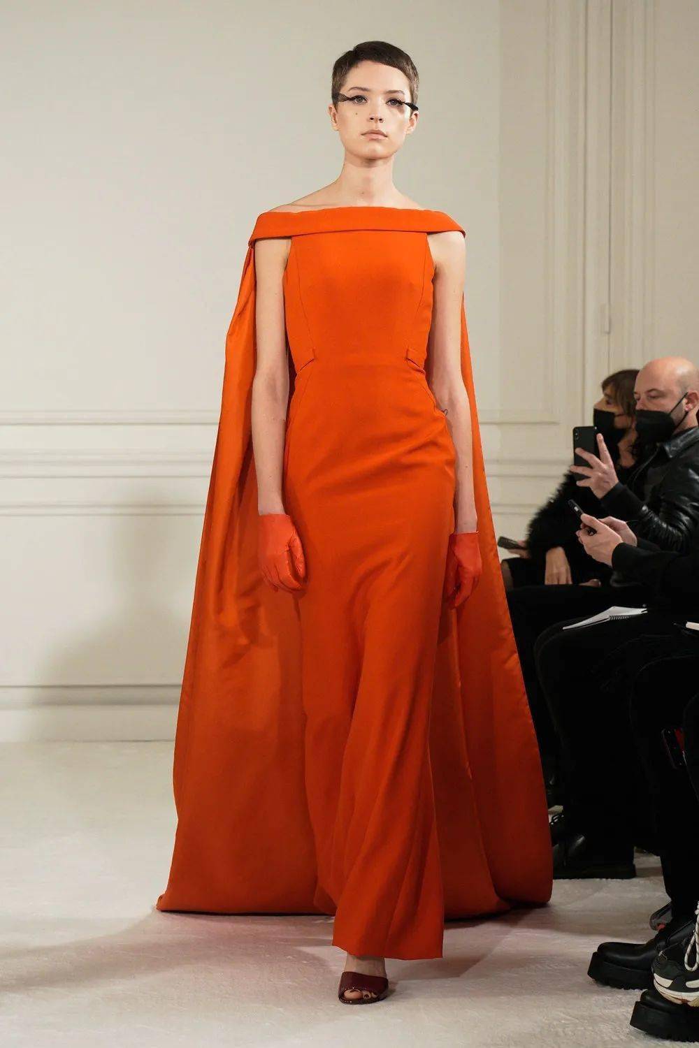 定制【秀场】Valentino 2022春夏高级定制系列