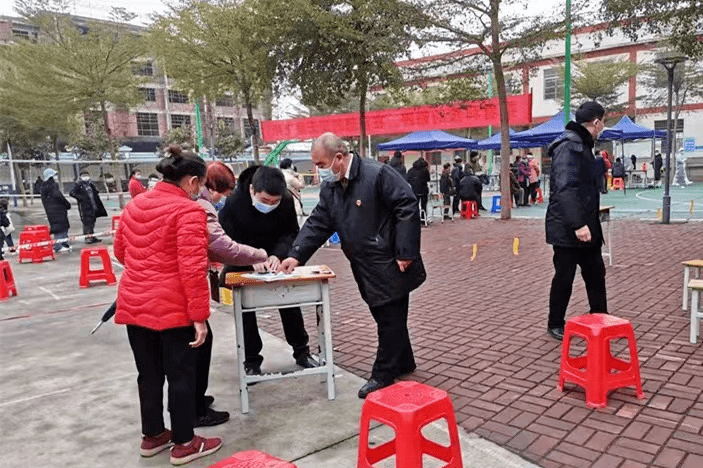 2月5日,根據田陽區委區政府加強疫情防控工作部署,田陽區檢察院第一