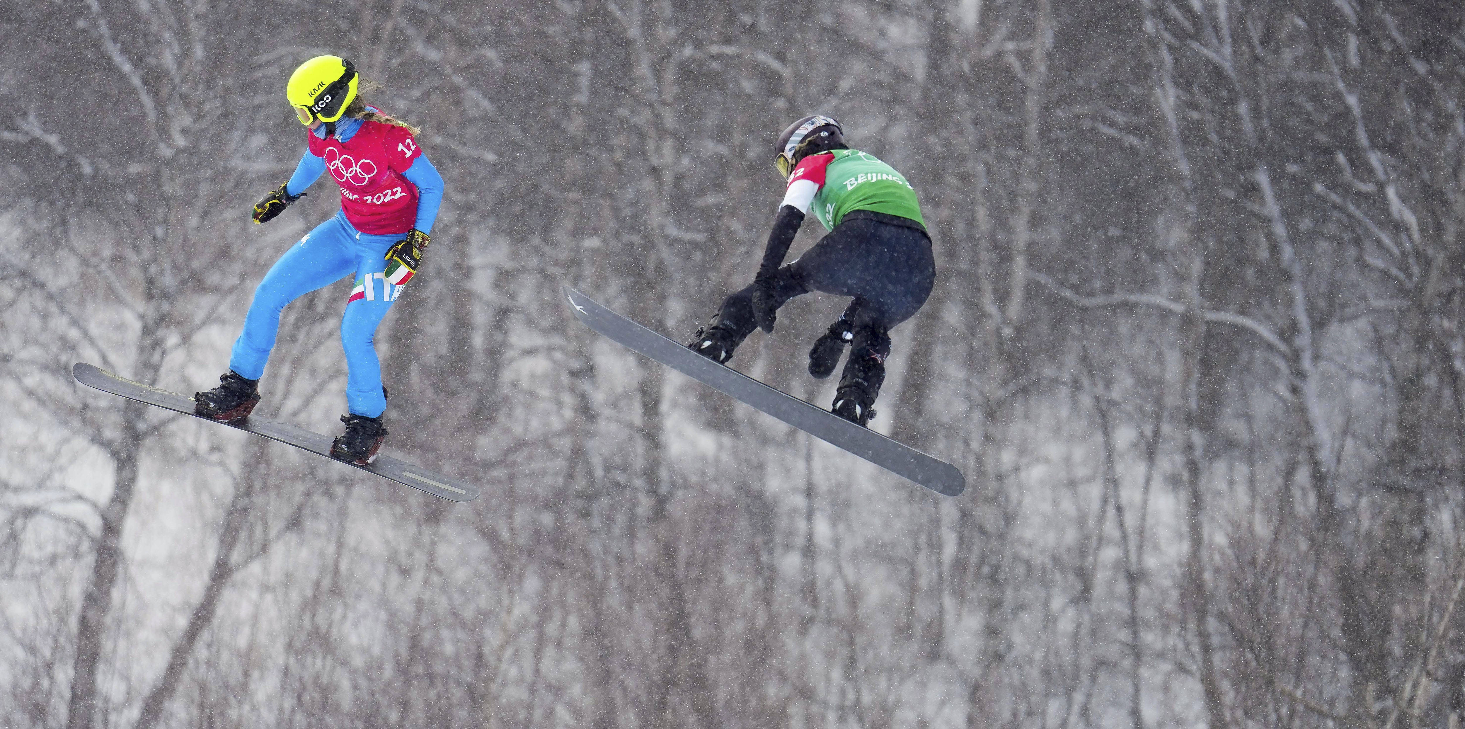 单板滑雪——障碍追逐混合团体比赛赛况