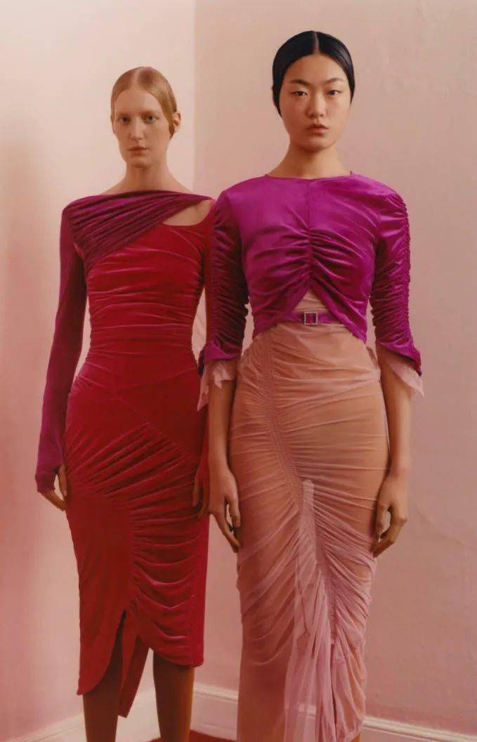 色彩2022早秋女装流行色T台分析