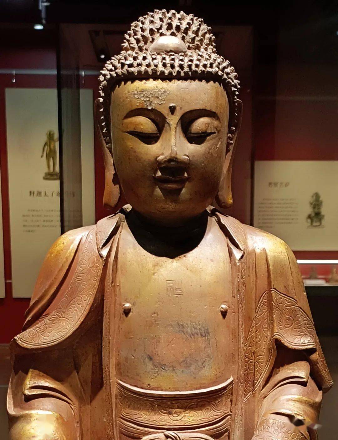 中国古董，佛像，清時代，古銅製，重約7000克。 | mixandmatch.io