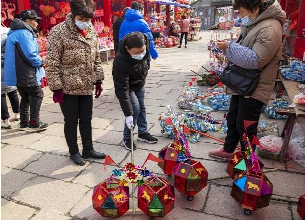 顾继红|泰州：购花灯 庆元宵