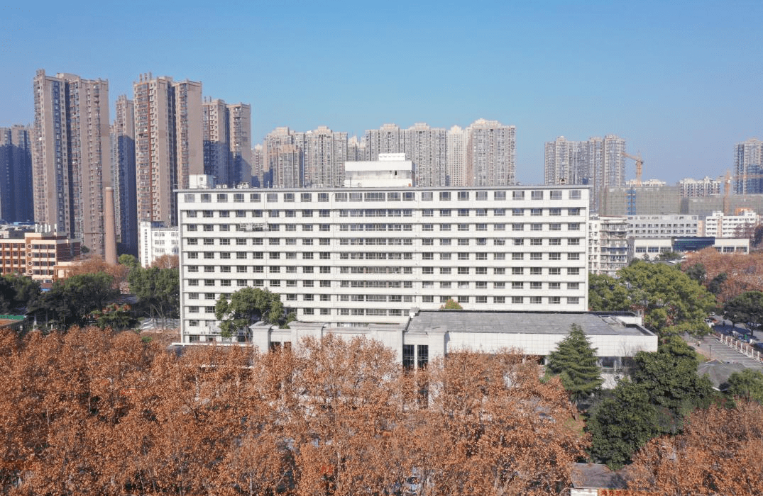 始于1976年的记忆经过一年多施工改造和招商筹备,武钢宾馆提档升级