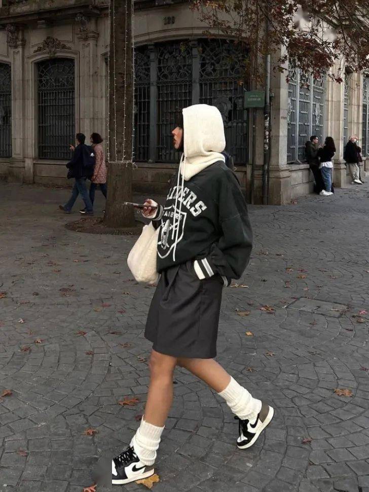 or 针织衫+阔腿裤，开春最佳显瘦cp！