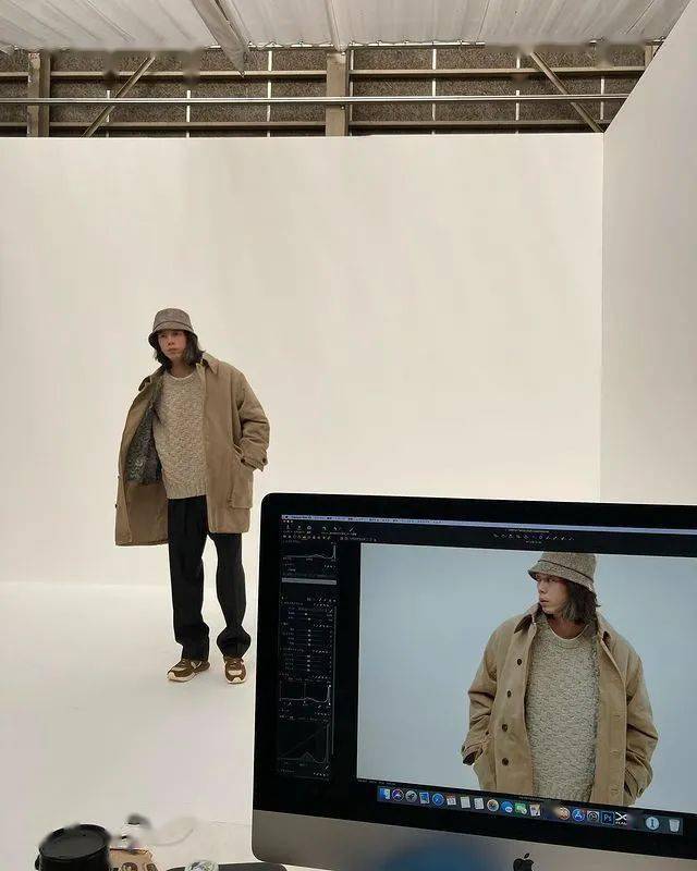 visvim中村世纪对现代世界感到麻木,开着他60岁的保时捷356 Pre-A回归自然_搜狐汽车_搜狐网