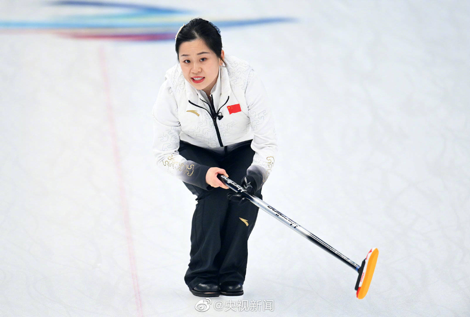 女子|赢了！中国女子冰壶逆转战胜加拿大队