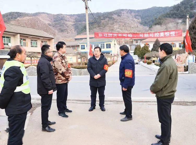 2月14日,县委书记连树斌深入西沟乡,龙溪镇,玉峡关镇检查指导森林防火