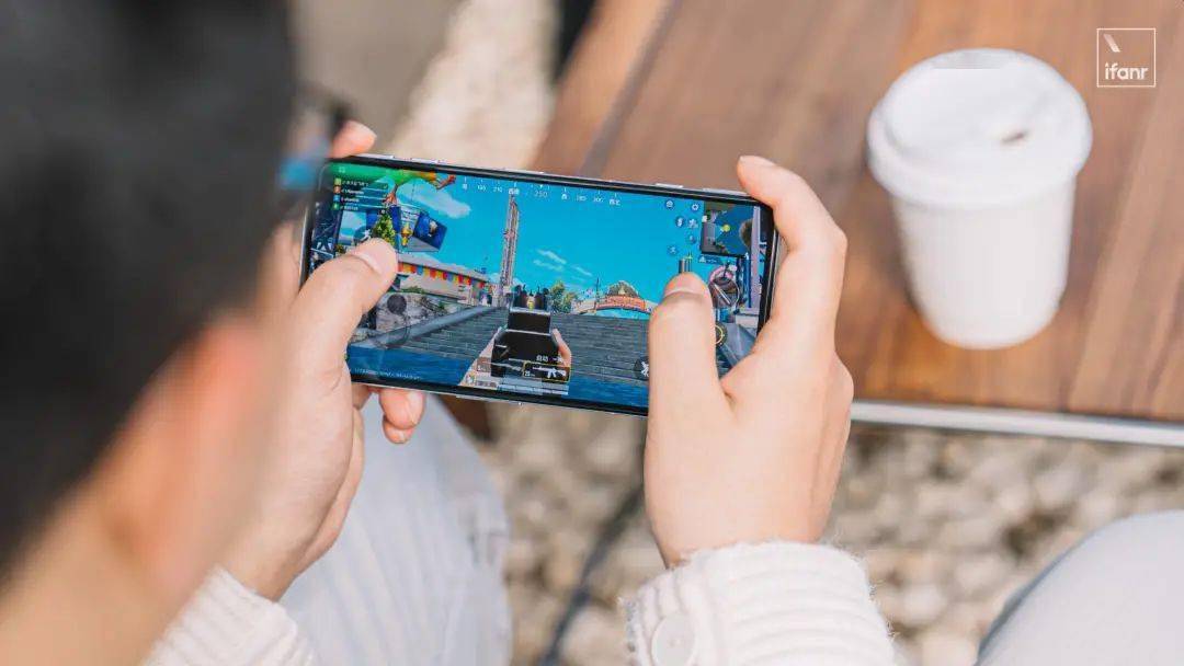 王者|Redmi K50 电竞版首发体验:3299 元起售,能否焊上游戏手机的大门?