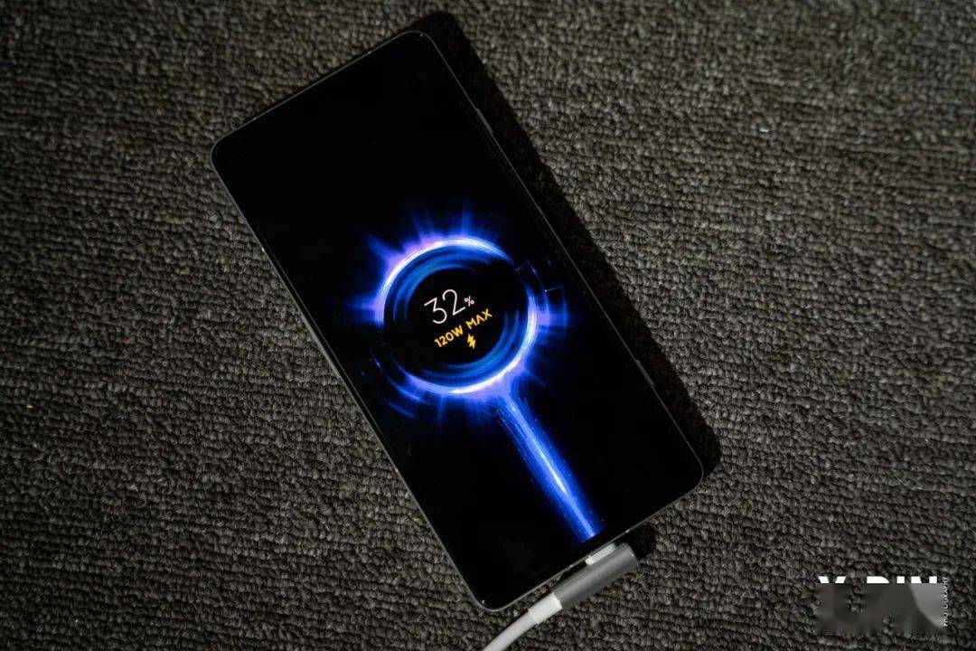 3299元的红米K50电竞版，又要焊死旗舰机的大门了？