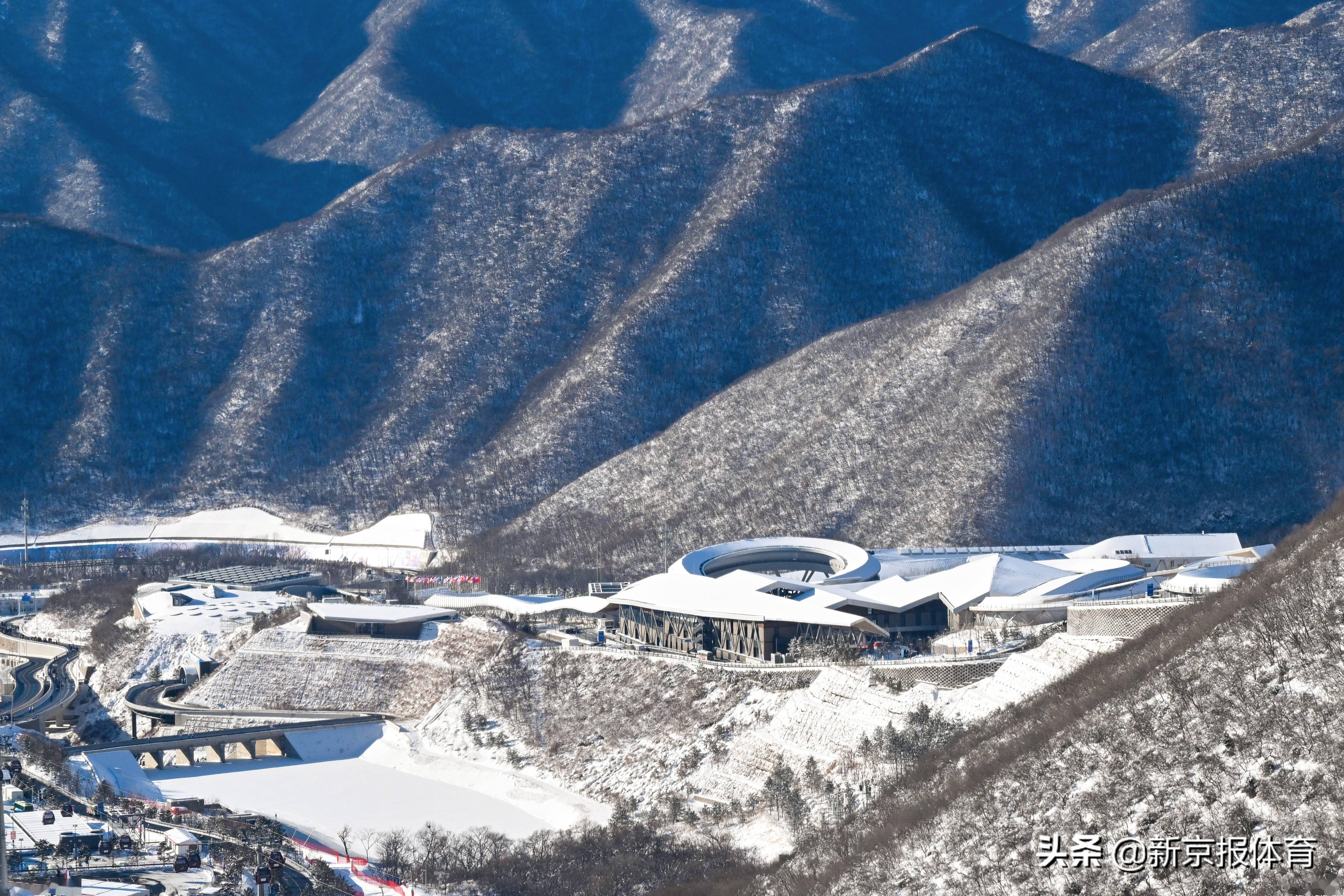 国家雪车雪橇中心屋面图片