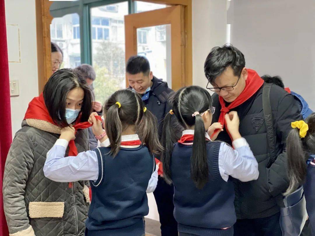 崇尚科学 反对邪教——杭州市东园小学举行开学第一课宣讲活动