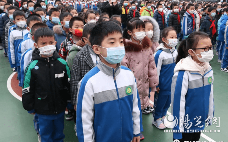莲湖区机场小学举行新学期开学典礼