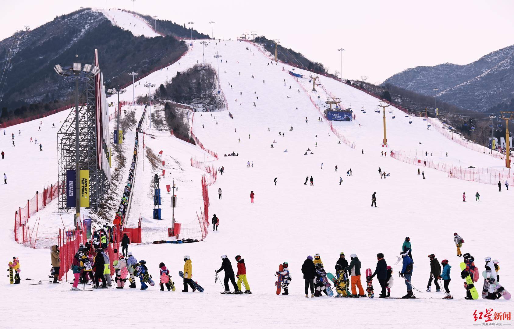 红星二场滑雪场图片