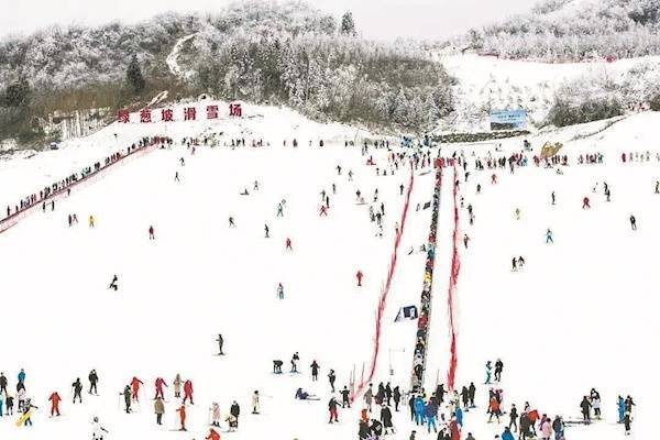 成最火|冬奥助力体旅融合 冰雪游成最火业态