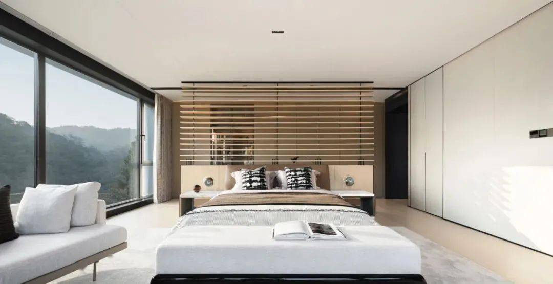 李玮珉浙江1242㎡高级黑别墅重视对山野的向往