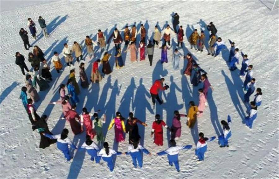 冬奥|燃梦冬奥！辽阳市西藏班的首届冰雪节