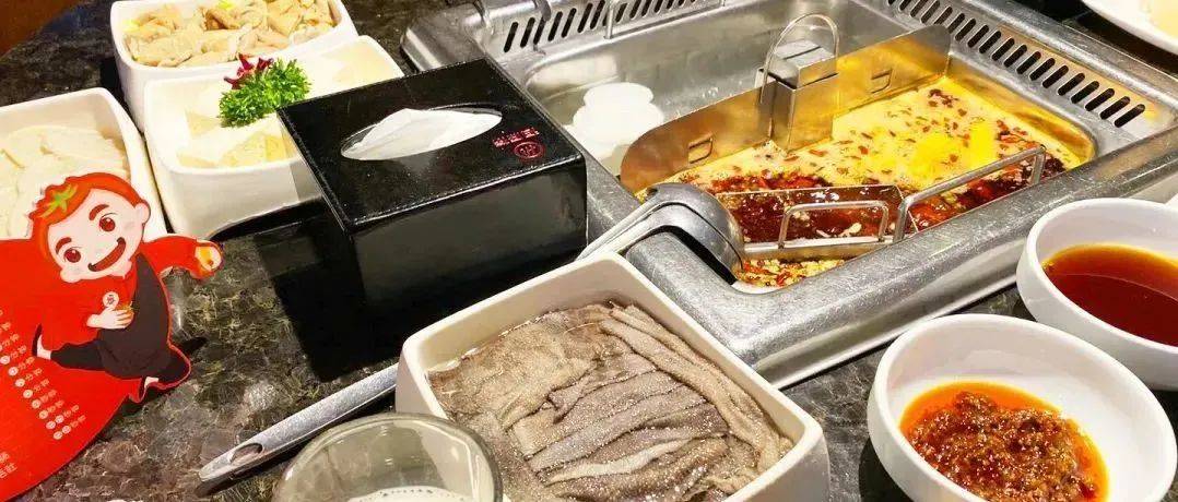 关停300多家火锅店,海底捞预告去年至少亏38亿!国家出手了_海底捞2021年关停300余家店_门店_台率