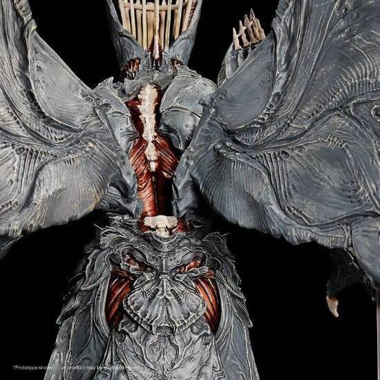 翼展|《命运2》巫妖女王雕像开订 千变之女展翼降临