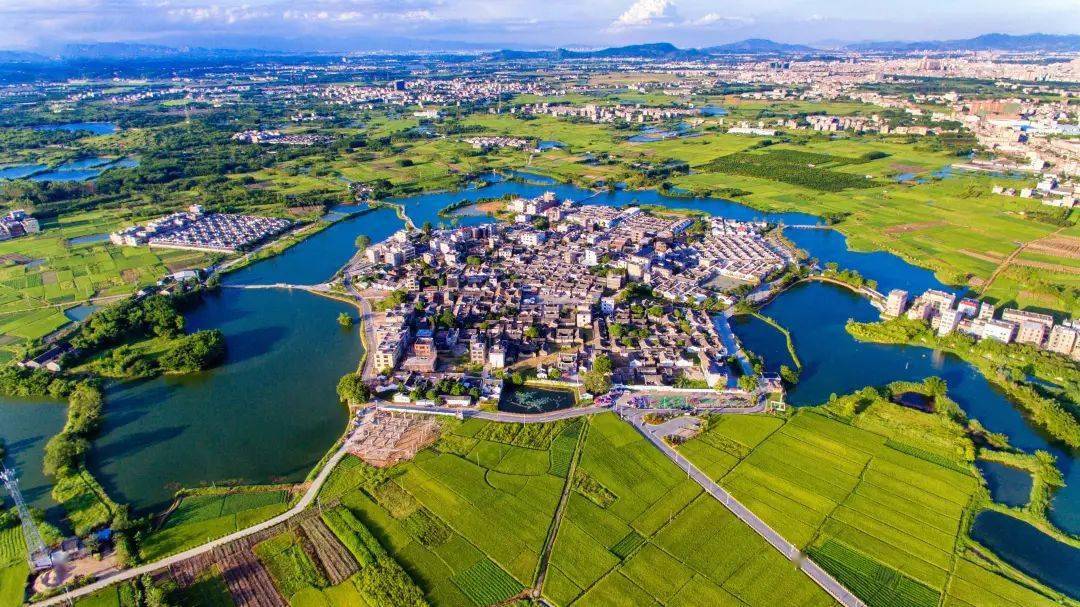 镇,始建于清朝,曾经是省定贫困村,省重点旅游扶贫村,揭阳市精准扶贫