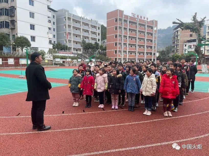 万州郭村中学图片