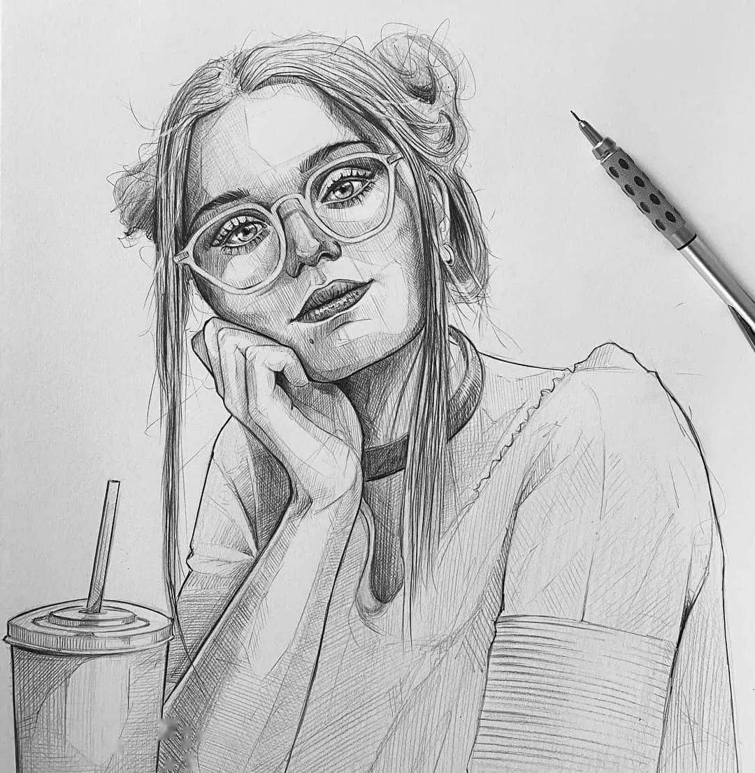 自动铅笔画的人物肖像和动物素描精彩干净