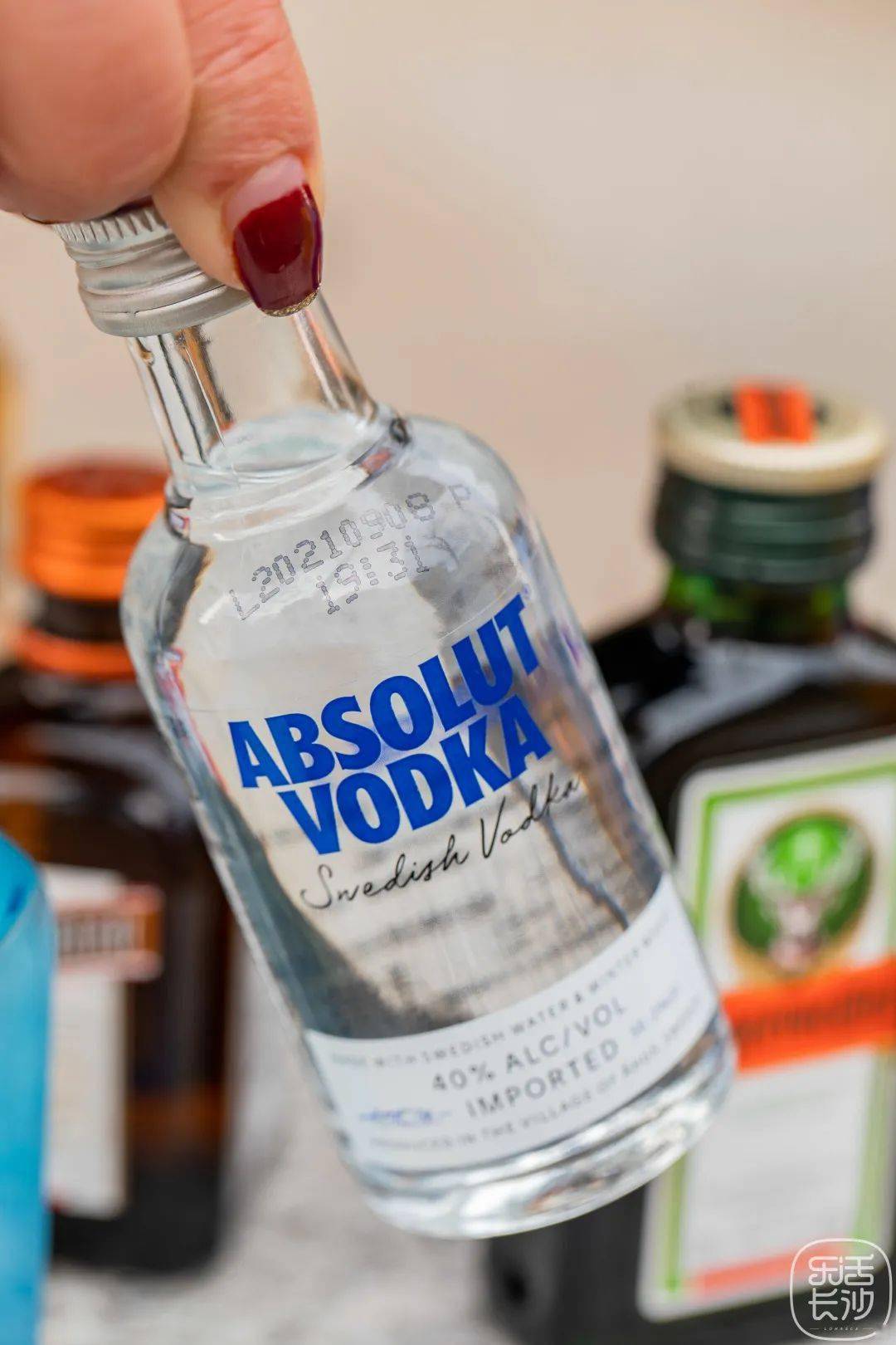 全网超火的「便利店调酒」,长沙就能get√_野格_酒味_emo
