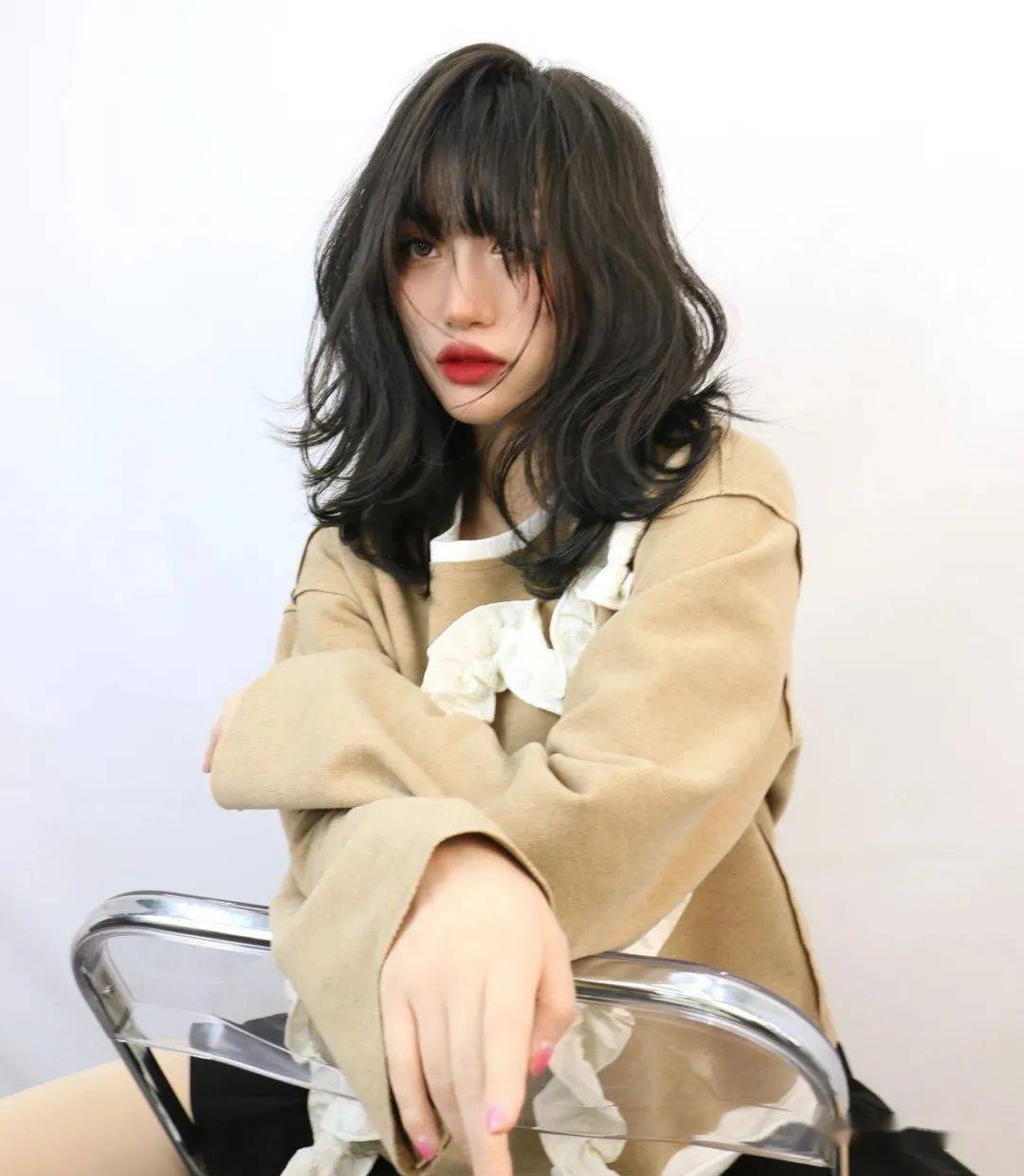 "渣女大卷烫"好看又不老气,超好打理_发型_卷发_中国