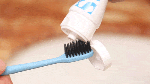 物理【物理原理】非牛顿流体 | 三色牙膏颜色为什么不会混?