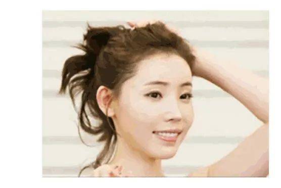 发型美好从“头”开始！快来，教你扎美美的发型！好看就完事了~