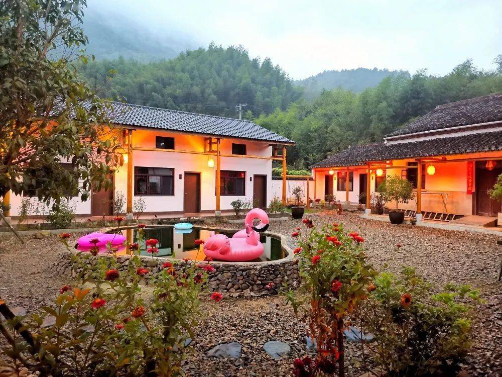 住着民宿游泾县丨山中居所汀溪溪香里民宿