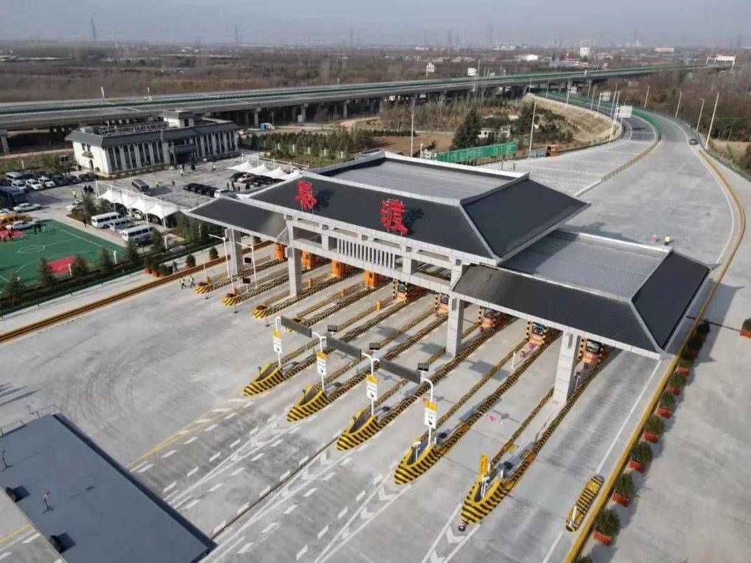 西安外环高速公路南段高新段建成通车