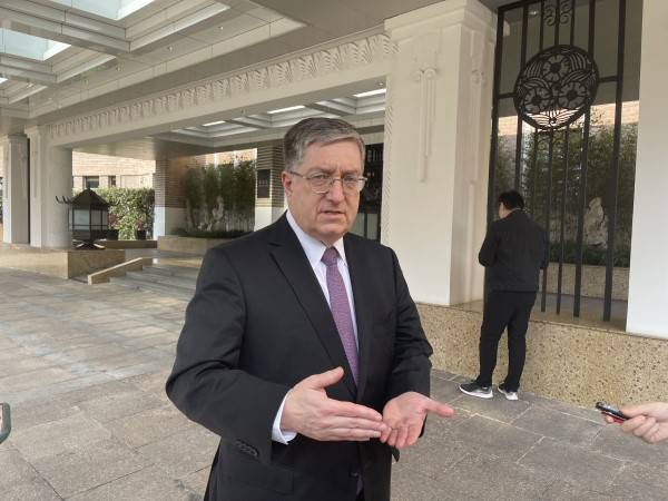 半世纪后回望历史,他们重温中美"融冰初心"_杰弗里·雷蒙_童继生_毛毯