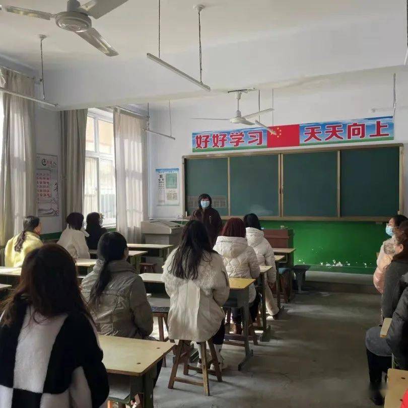 开学季涿鹿县鼓楼小学2022年春季开学疫情防控应急演练