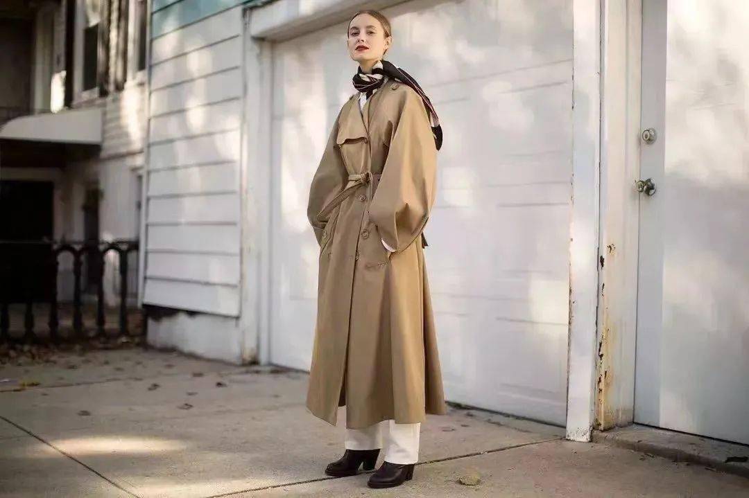 条纹 乔欣“女友风”穿搭,精致有气质,上班约会穿超有仪式感!