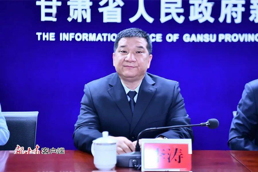 省税务局党委委员,总审计师李涛李涛:近年来,国家实施了一系列减税降