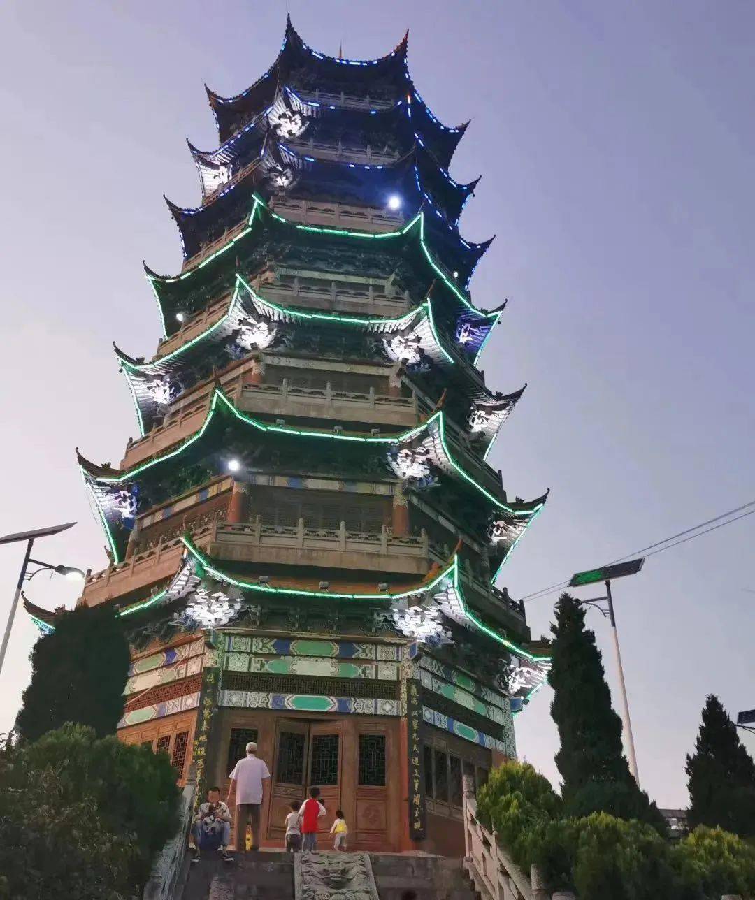 其中的文笔塔始建于清康熙年间原为文山城老八景之一