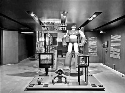 无限的机器人有限的人类