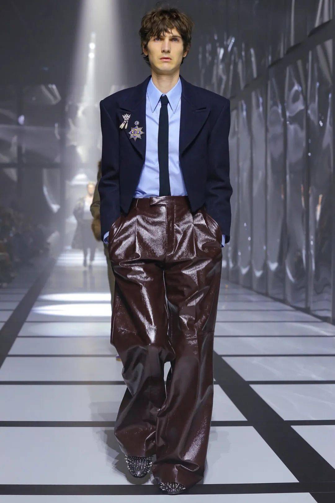 系列 怀孕7个月,裸着肚子出去“蹦迪”?姐你真的不怕孩子冻着吗...