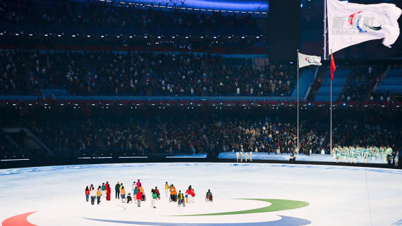 音视频|新华全媒+|在冬残奥会开幕式上，她见证盲童管乐团“最绚烂的绽放”
