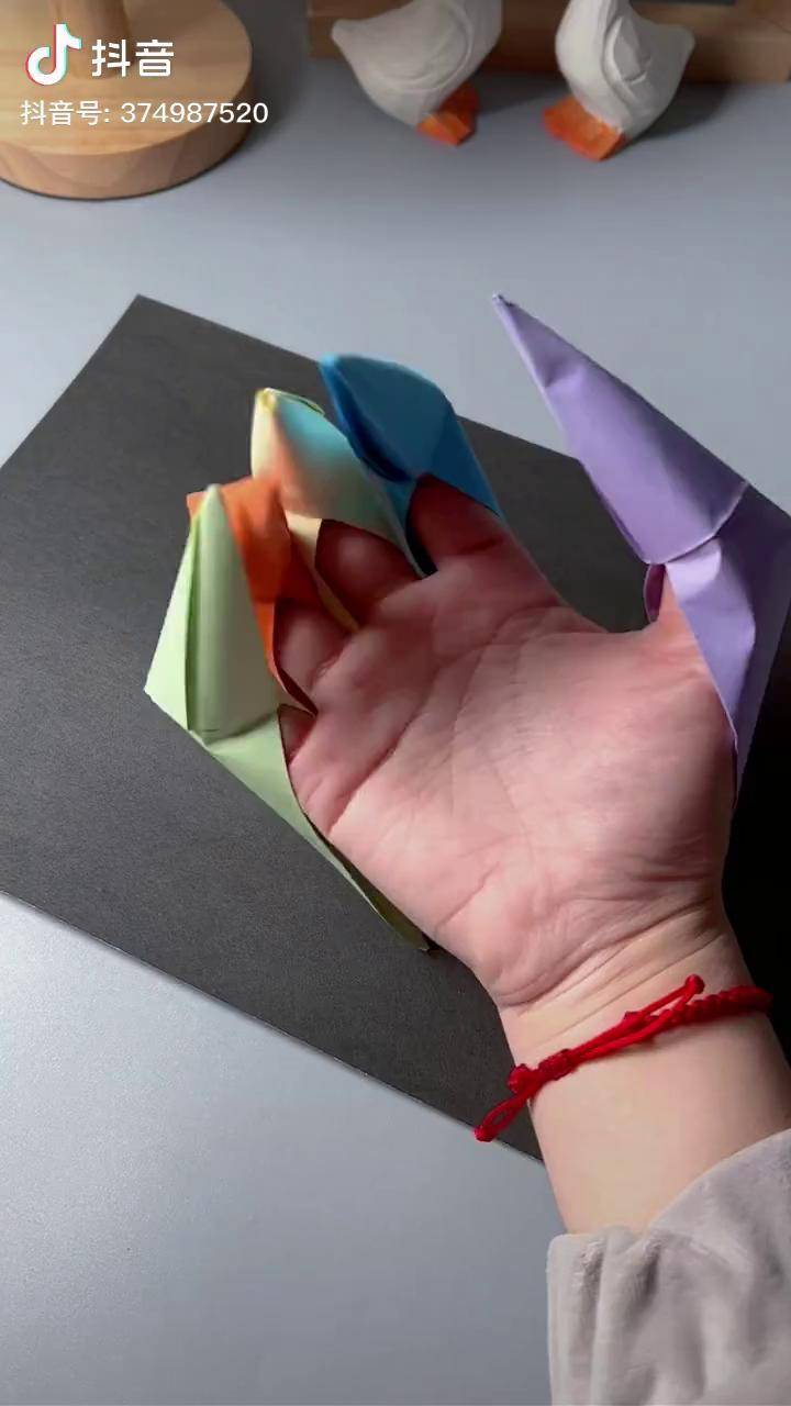 假指甲你们小时候带过吗,帮你们回忆一下!手工折纸 折纸教程 童年回忆
