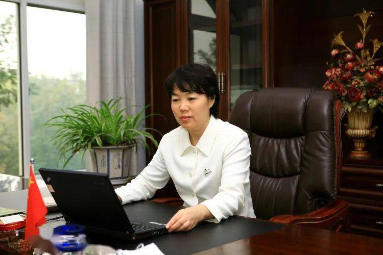 全国人大代表李彦平支持实体装备制造企业创新发展