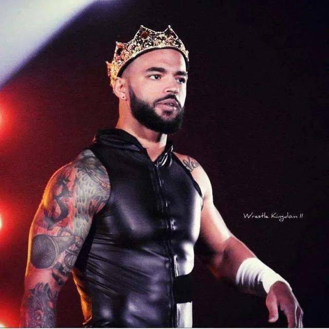 现在wwe真正的人才流失非常严重,希望能正视这个问题,现在像李科学