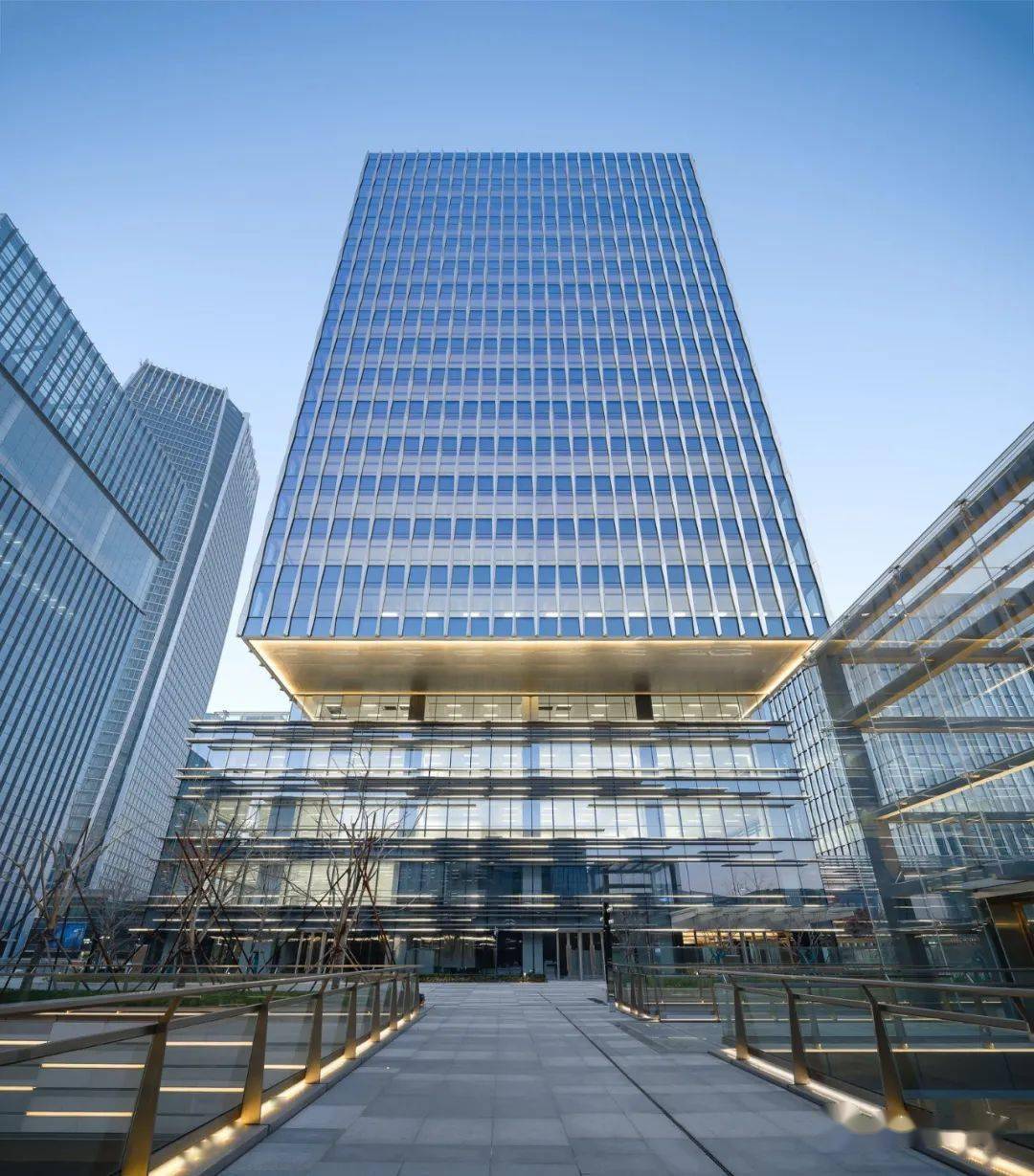 上海芒果广场mangoohubbenoy贝诺