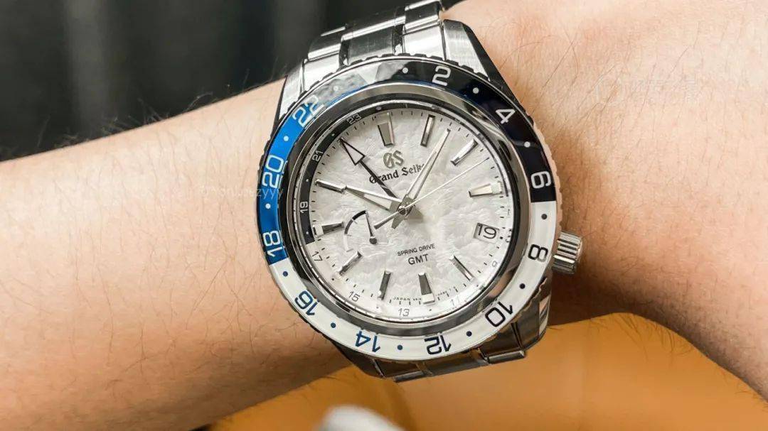 玩表两年，终于买到了最中意的冠蓝狮