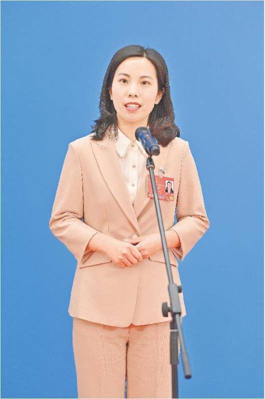 一名"纺织状元"的创新故事_王晓菲_山东_人才